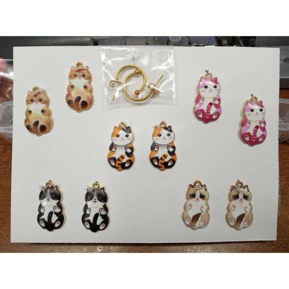 NEW Kitty Cat Interchangeable Charm Earrings 5 Pairs In 1 Set Stainless Steel - Picture 4 of 6